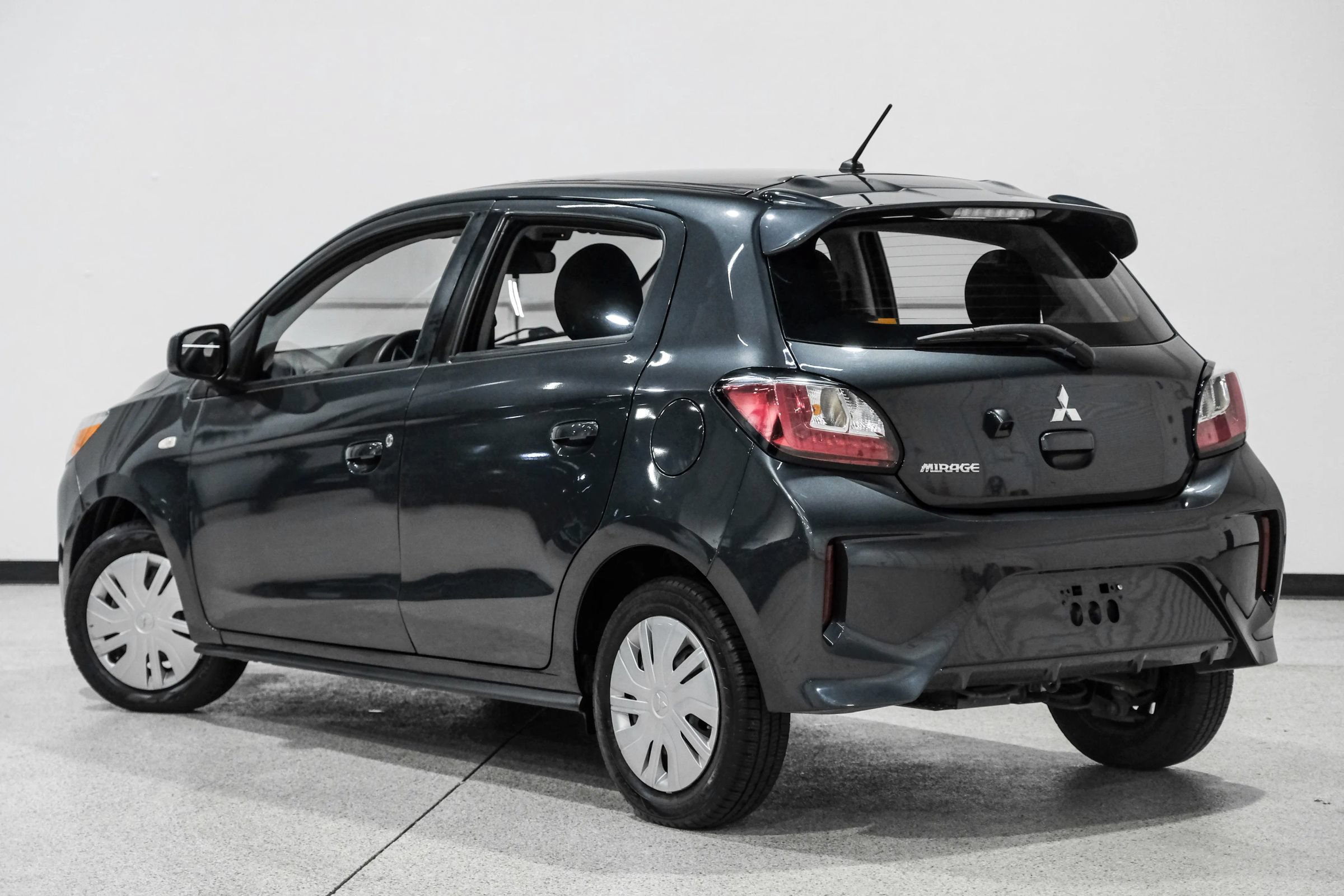Used 2024 Mitsubishi Mirage ES FWD image 7