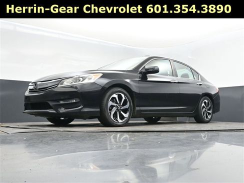 Used 2017 Honda Accord EX-L image 38