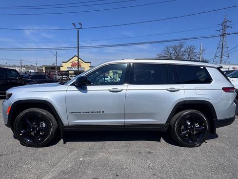 New 2026 Jeep Grand Cherokee L Limited AWD/4WD image 4