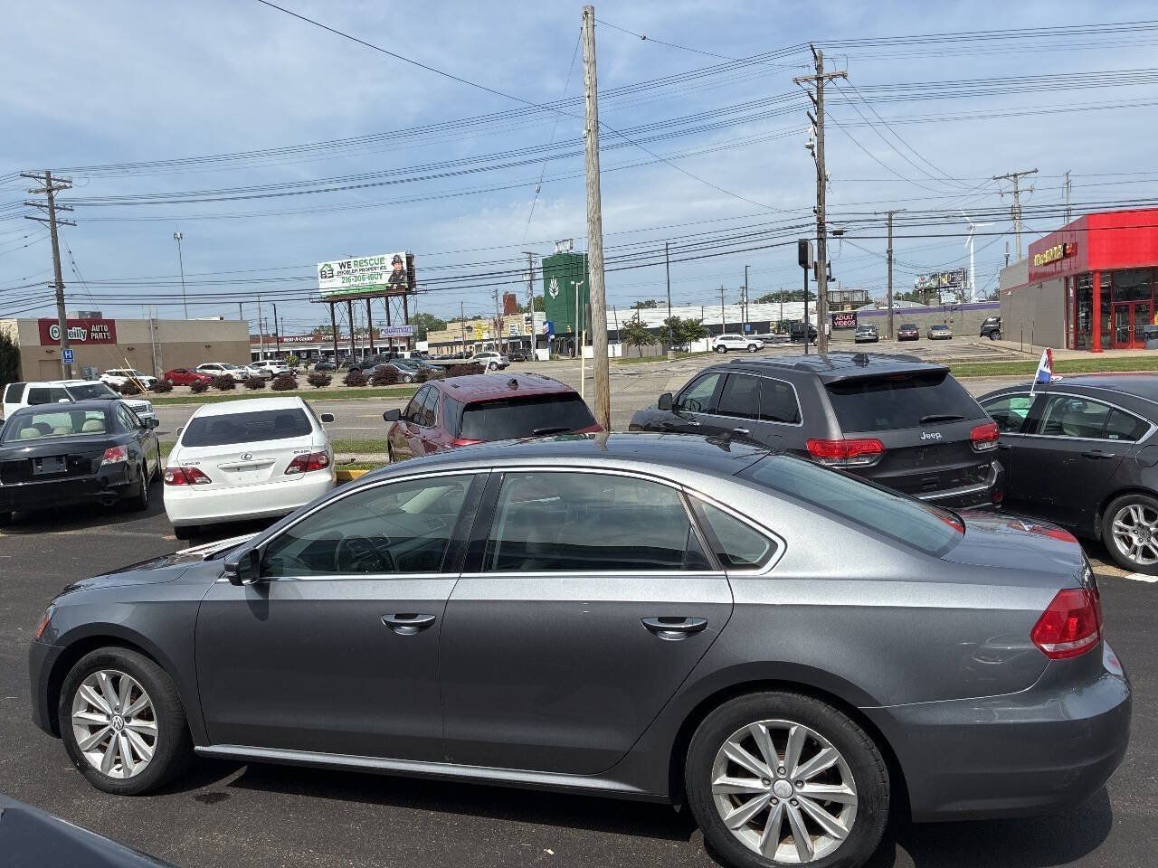 Used 2015 Volkswagen Passat TDI SE FWD image 9