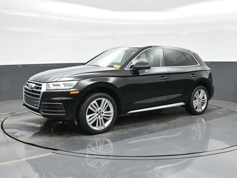 Used 2020 Audi Q5 2.0T Premium Plus image 1