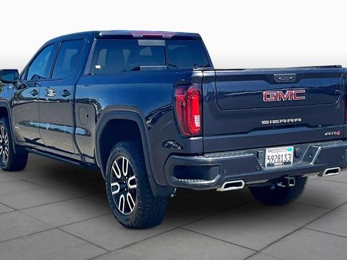 Used 2023 GMC Sierra 1500 AT4 w/ AT4 Premium Package AWD/4WD image 11