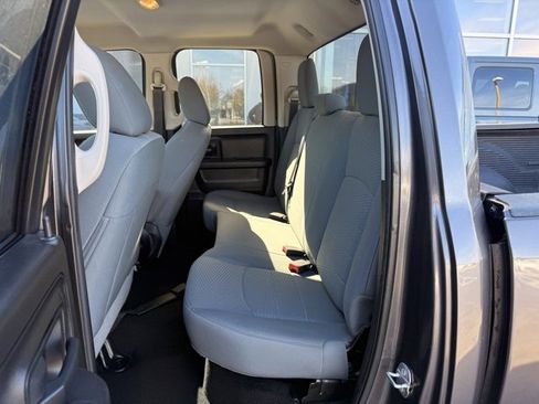 Used 2017 RAM 1500 Express image 17