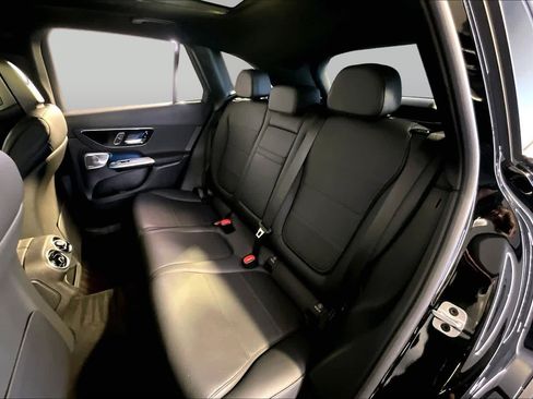 Certified 2026 Mercedes-Benz GLC 300 4MATIC image 21