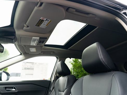 New 2026 Nissan Rogue Platinum w/ Platinum Premium Package image 19