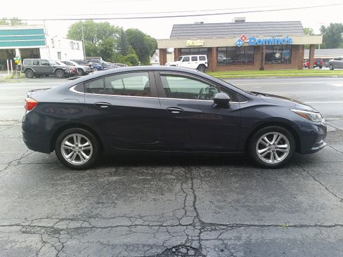 Used 2016 Chevrolet Cruze LT FWD image 6