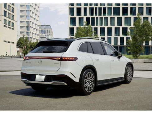 New 2026 Mercedes-Benz EQS 400 4MATIC SUV image 21