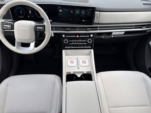 New 2026 Hyundai Santa Fe SE image 16