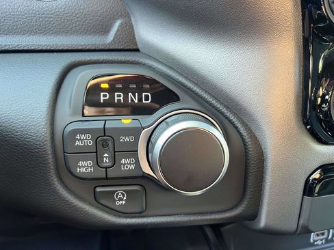 Used 2025 RAM 1500 Big Horn AWD/4WD image 27