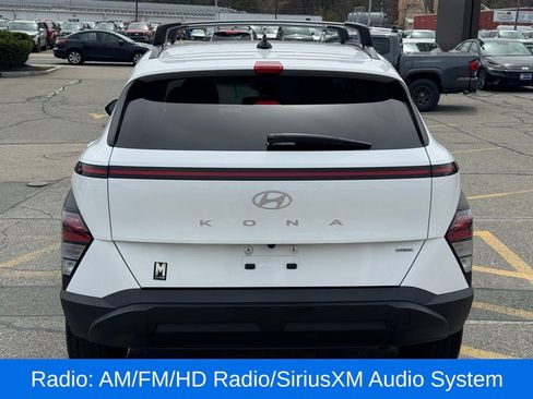 Used 2024 Hyundai Kona SEL AWD/4WD image 5