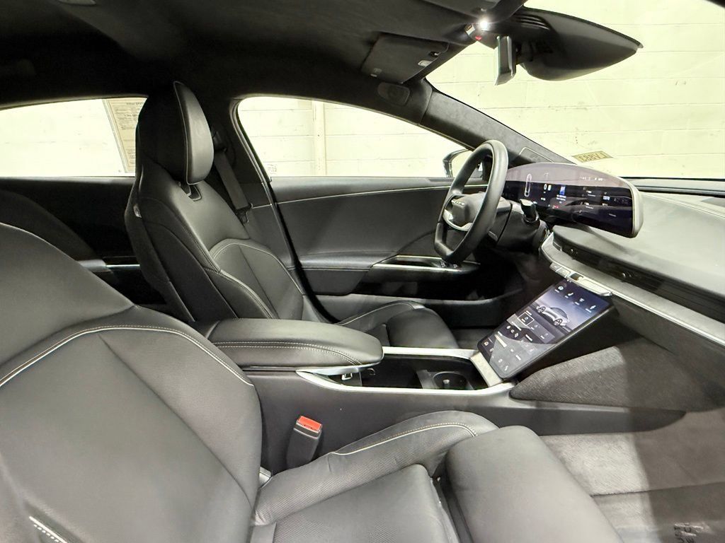 Used 2024 Lucid Air Touring AWD/4WD image 43