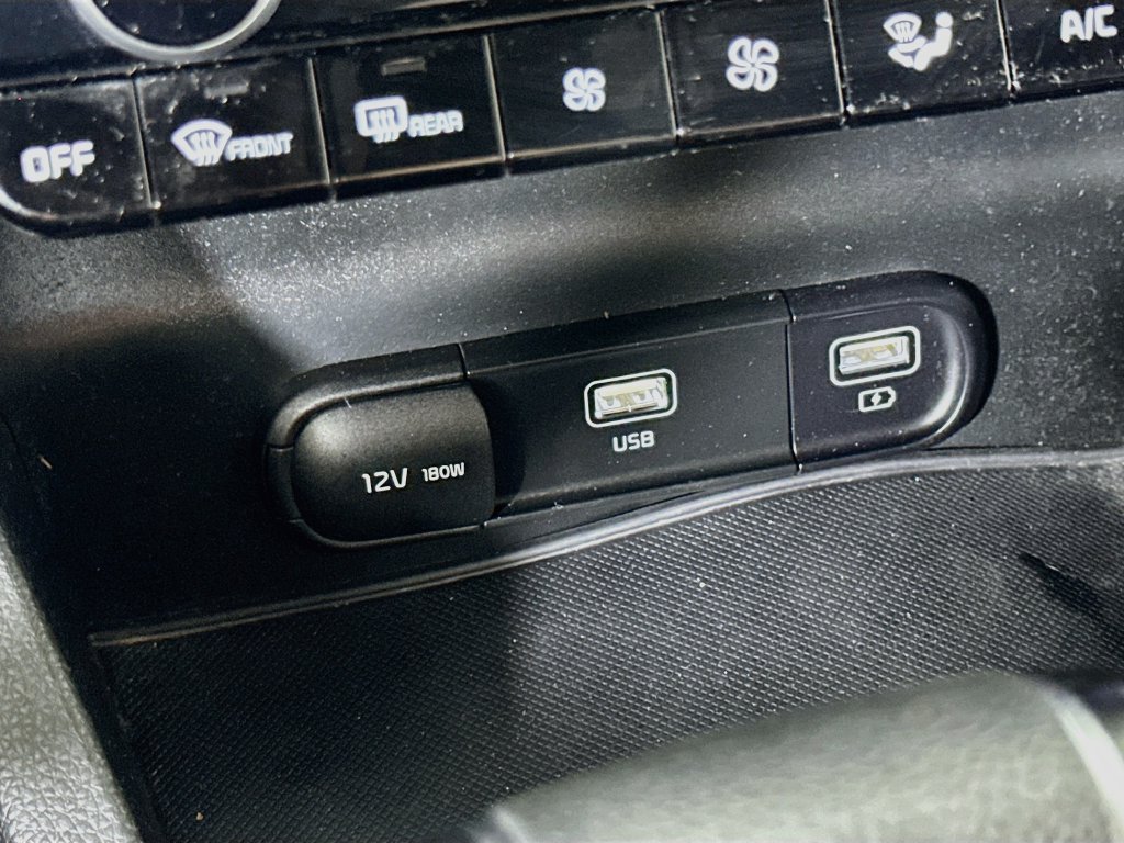 Used 2022 Kia K5 GT-Line AWD/4WD image 32