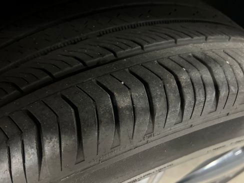 Certified 2024 Chevrolet Equinox LT AWD/4WD image 11