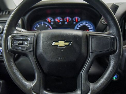 Used 2024 Chevrolet Silverado 2500 Custom w/ Custom Value Package image 20