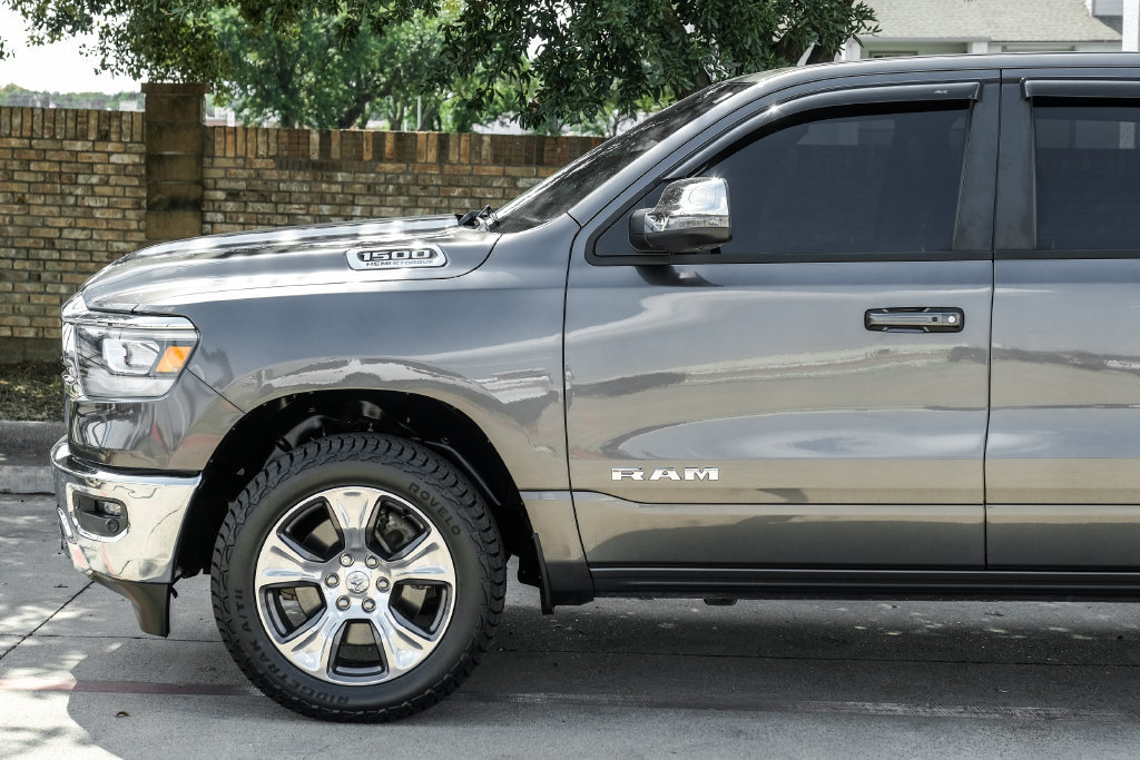 Used 2023 RAM 1500 Laramie AWD/4WD image 21