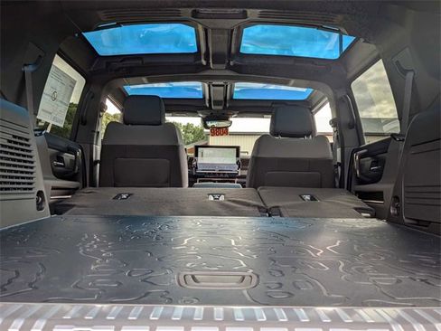 New 2025 GMC Hummer EV 3X w/ LPO, Sport Package image 19