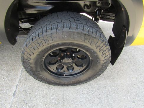 Used 2017 RAM 2500 Tradesman w/ Chrome Appearance Group image 10