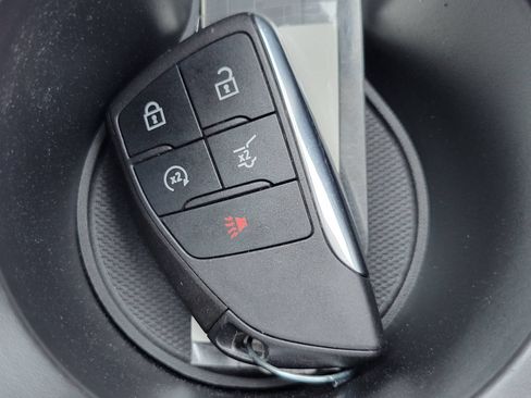 Used 2023 Buick Envision Essence AWD/4WD image 24
