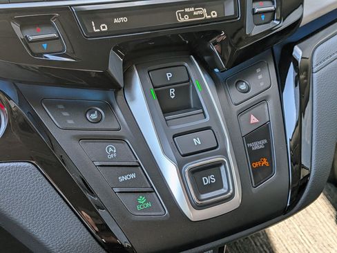 Used 2025 Honda Odyssey Touring image 20