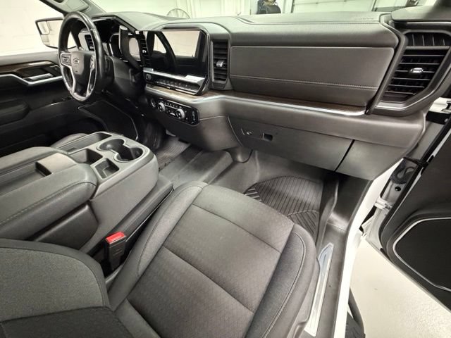 Certified 2022 Chevrolet Silverado 1500 RST AWD/4WD image 28