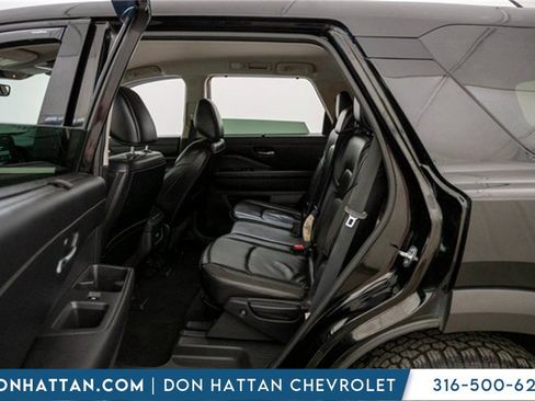 Used 2023 Nissan Pathfinder SL image 20