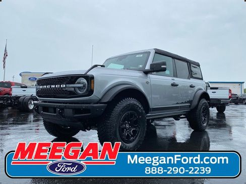 Used 2023 Ford Bronco Wildtrak image 1