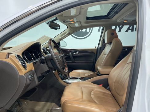 Used 2017 Buick Enclave Leather w/ Enclave Tuscan Edition FWD image 13