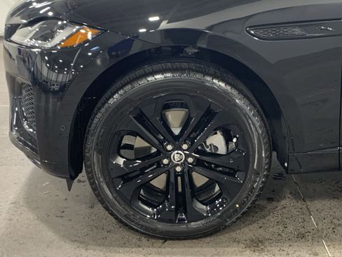 New 2026 Jaguar F-PACE R-Dynamic S image 10