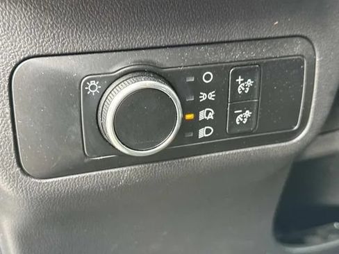 Used 2025 Ford Escape ST-Line FWD image 33