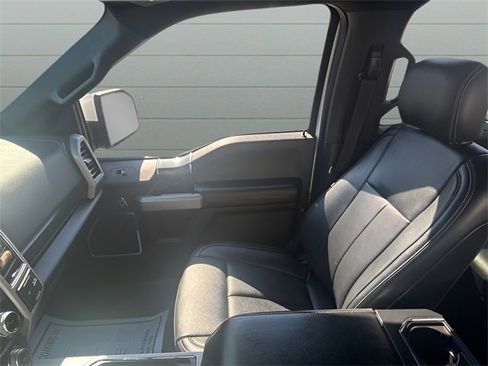 Used 2019 Ford F150 Lariat w/ Equipment Group 502A Luxury image 14