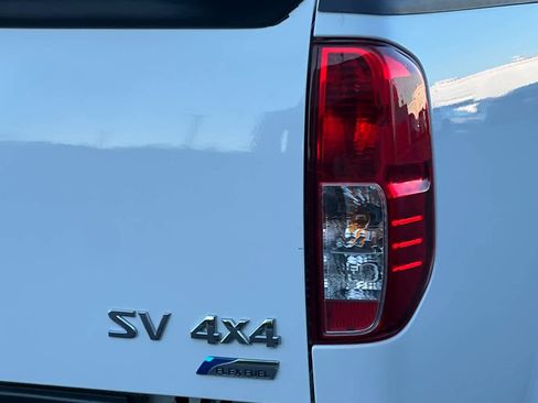 Used 2019 Nissan Frontier SV image 28