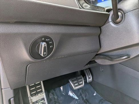 Used 2023 Volkswagen Jetta Sport image 19