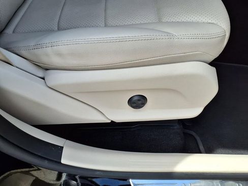 Used 2022 Mercedes-Benz GLC 300 image 14