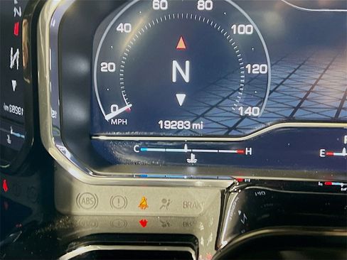 Used 2024 GMC Sierra 1500 Elevation w/ LPO, Elevation Black Package image 12