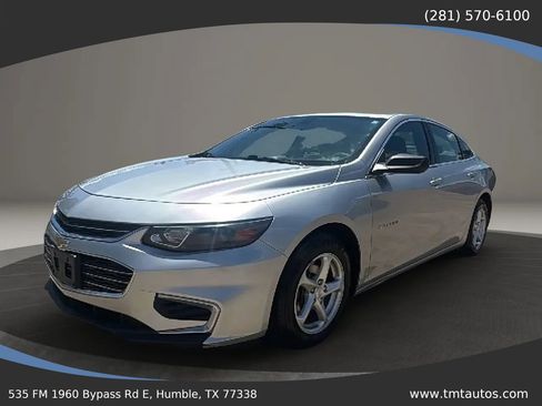 Used 2017 Chevrolet Malibu LS FWD image 2