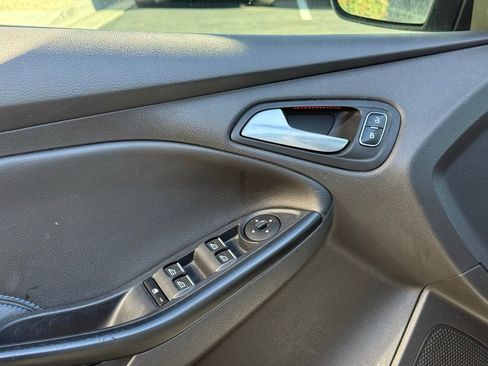 Used 2017 Ford Focus RS image 9