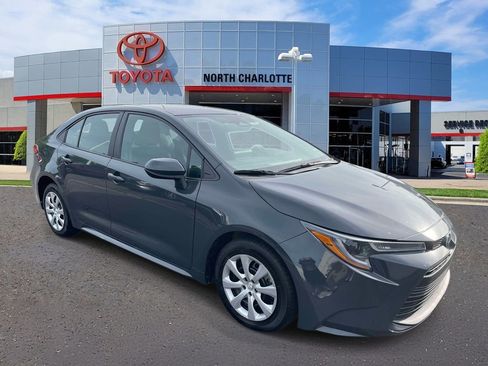 Used 2024 Toyota Corolla LE image 1