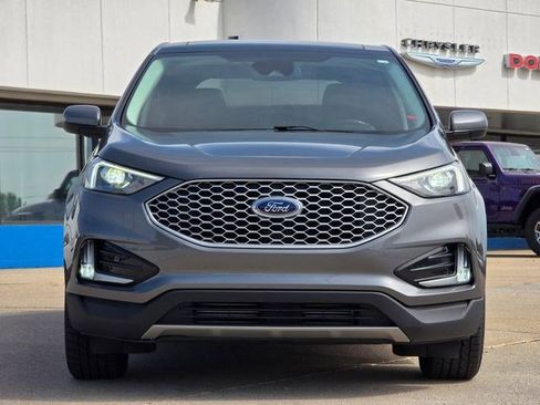 Used 2023 Ford Edge SEL w/ Convenience Package AWD/4WD image 2