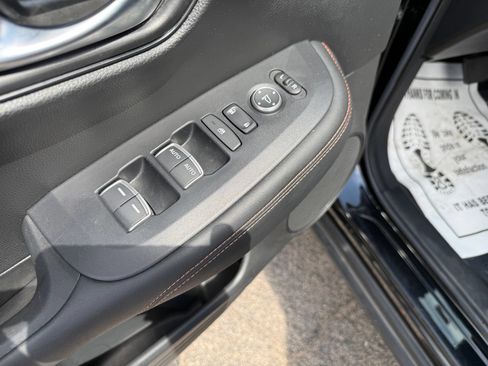 Used 2024 Honda HR-V Sport image 12