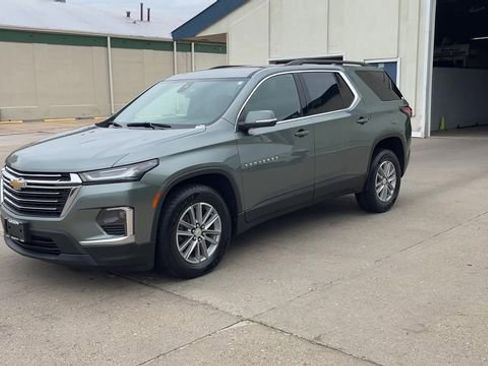 Used 2023 Chevrolet Traverse LT AWD/4WD image 4