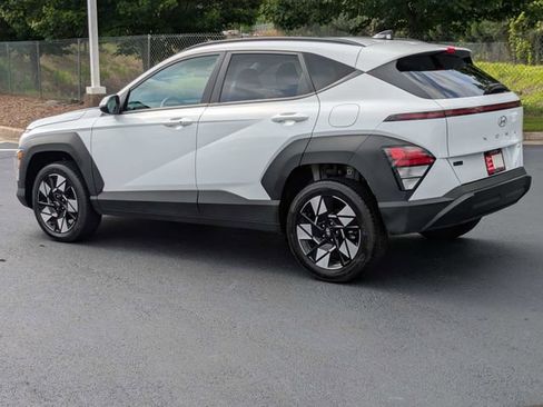 Used 2025 Hyundai Kona SEL AWD/4WD image 6