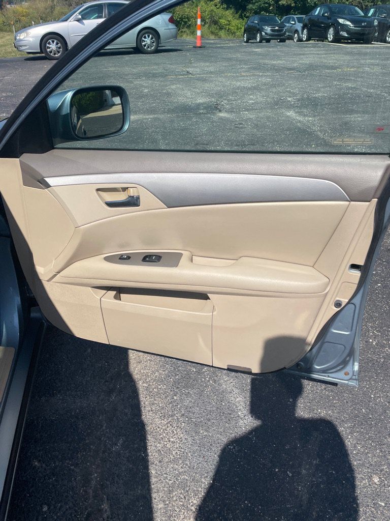 Used 2006 Toyota Avalon XL FWD image 22