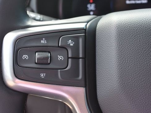 Used 2023 Chevrolet Suburban LT AWD/4WD image 21