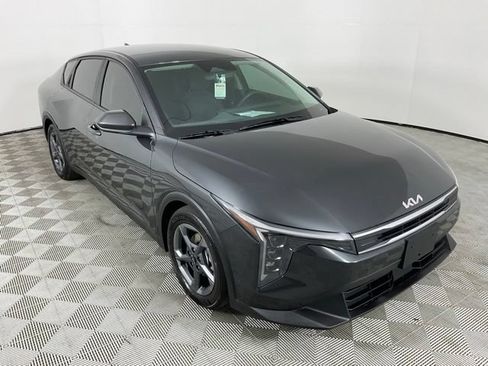Used 2025 Kia K4 FWD image 13