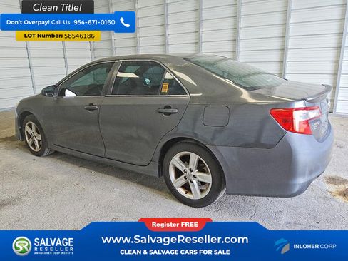 Used 2014 Toyota Camry SE FWD image 3