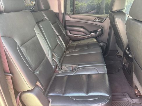 Used 2019 GMC Yukon XL SLT AWD/4WD image 19