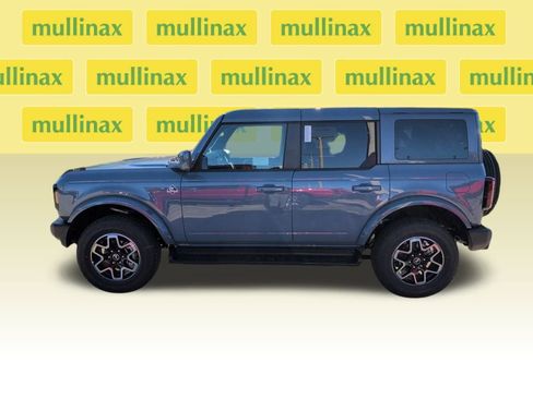 New 2025 Ford Bronco Outer Banks image 11