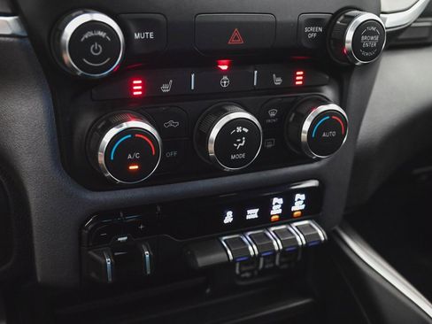 Used 2022 RAM 1500 Big Horn image 23