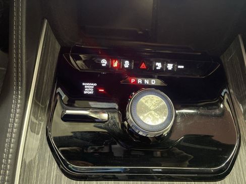 Used 2022 Jeep Wagoneer Series II AWD/4WD image 20
