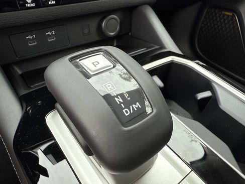 New 2026 Mitsubishi Outlander SE FWD image 29